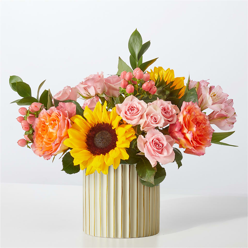 Sun's Out Bouquet – Usaflorist.com, Tontitown AR