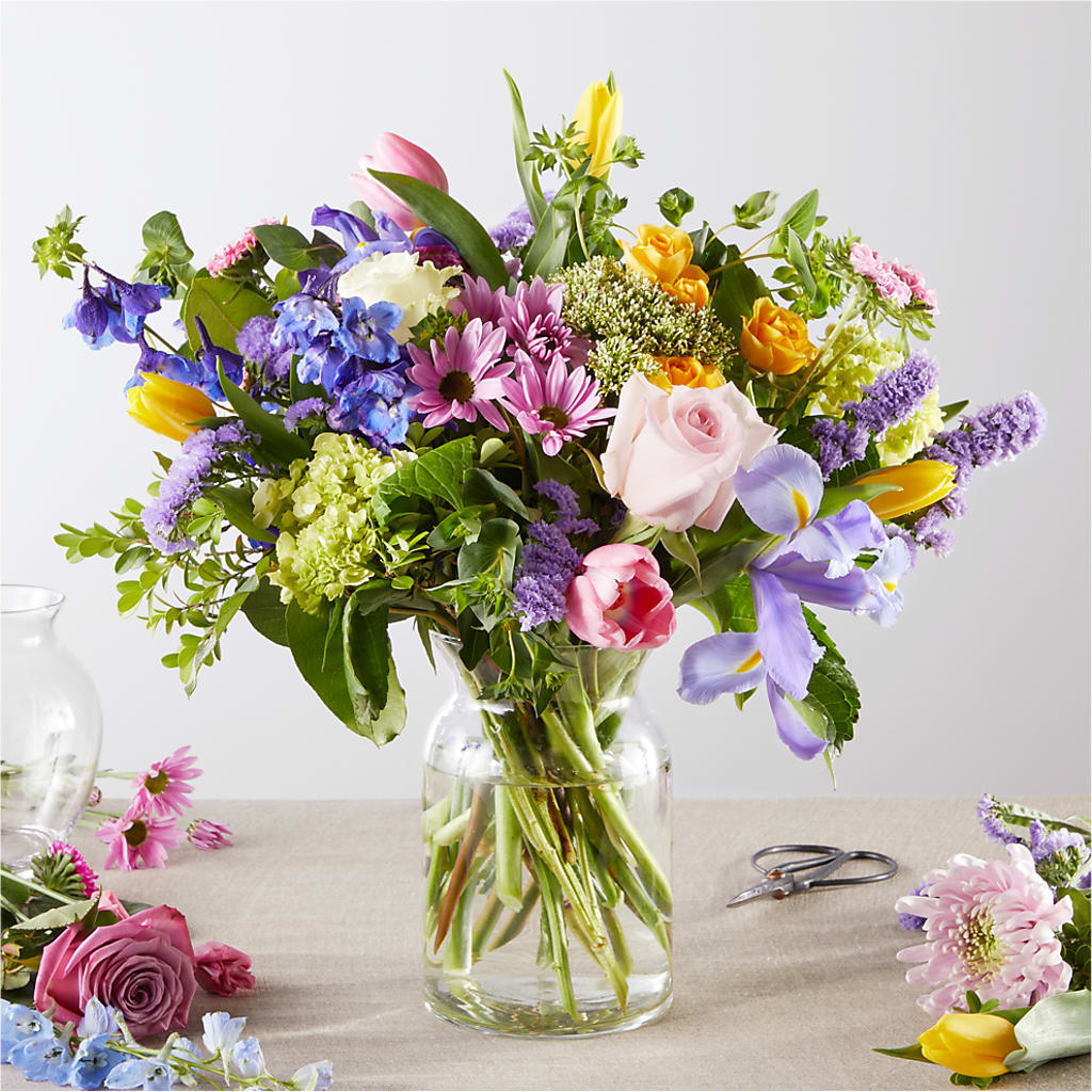 Pastel Tradition - A Florist Original – Usaflorist.com, Tontitown AR
