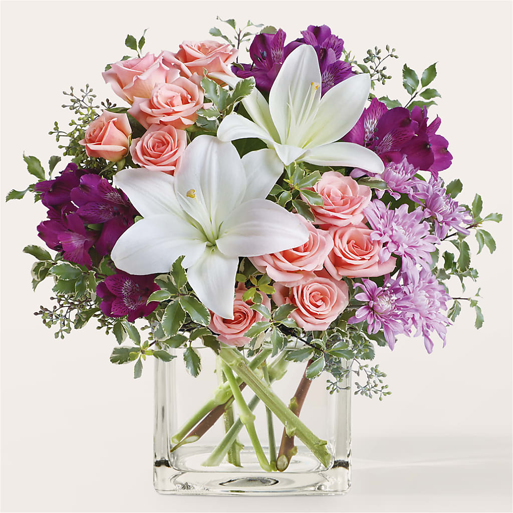 Mani Pedi Bouquet – Usaflorist.com, Tontitown AR