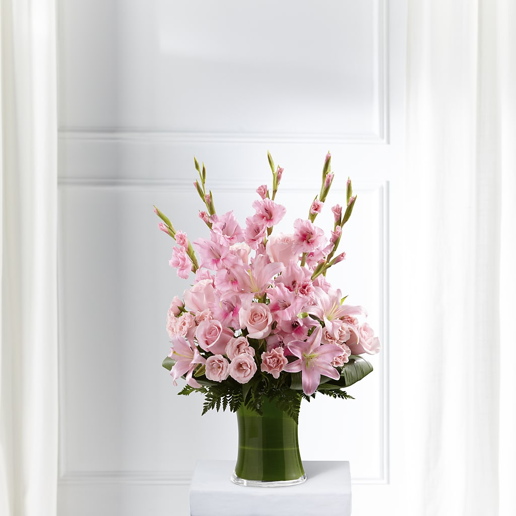 Lovely Tribute Bouquet – Usaflorist.com, Tontitown AR