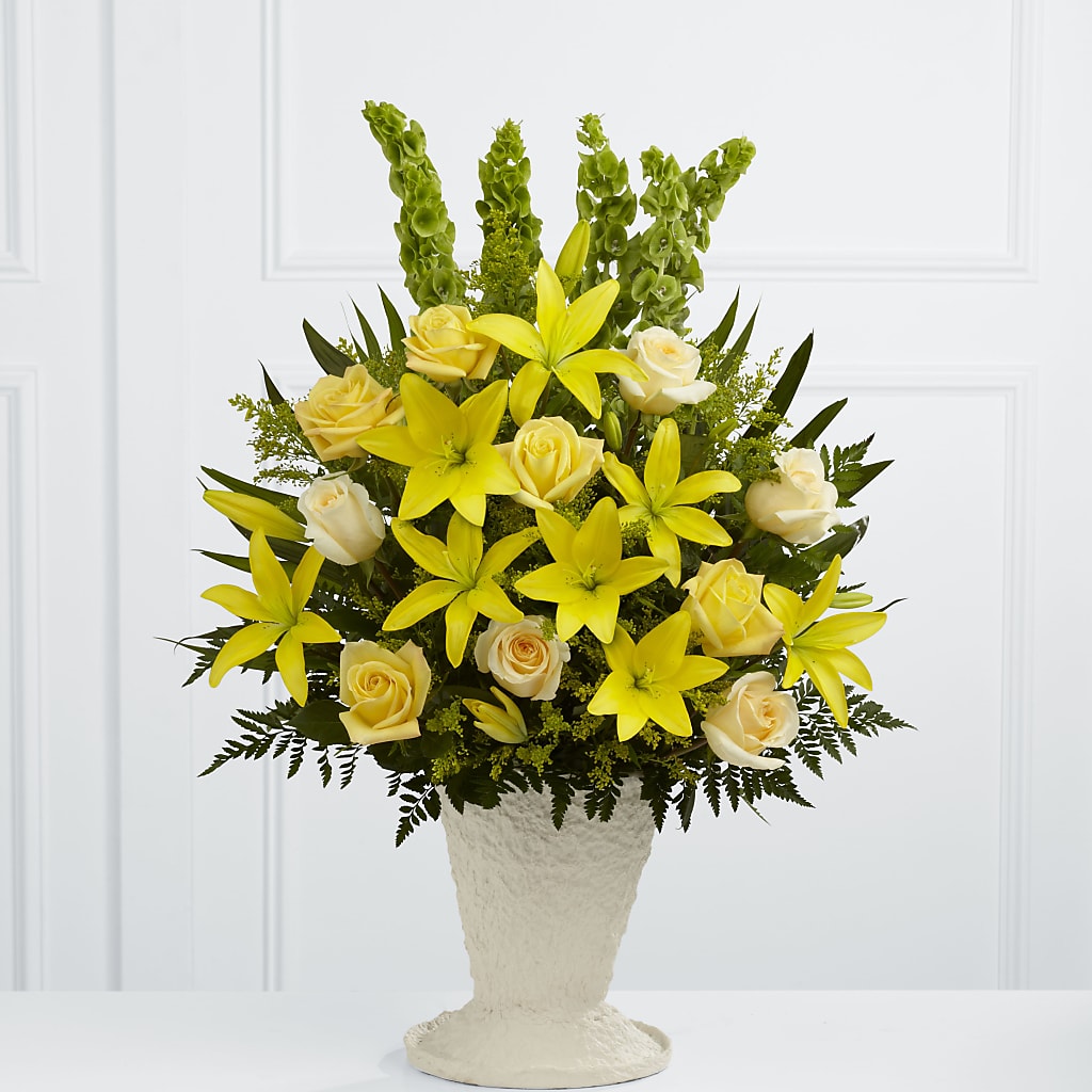 Golden Memories Arrangement – Usaflorist.com, Tontitown AR