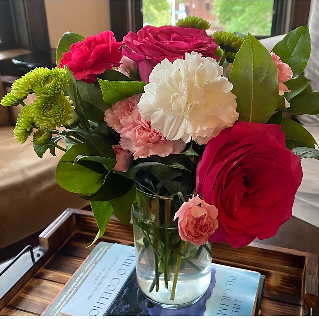 Sweet & Pretty Bouquet –  Usaflorist.com, Tontitown AR