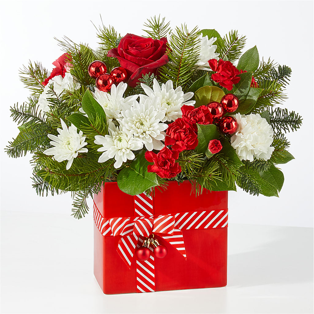 Presents Under the Tree Bouquet –  Usaflorist.com, Tontitown AR