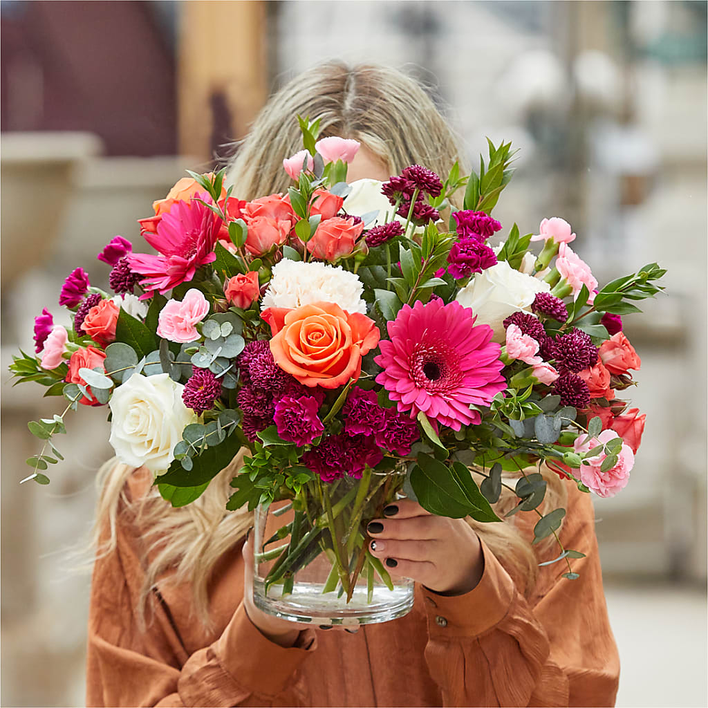 Smell the Roses Bouquet –  Usaflorist.com, Tontitown AR